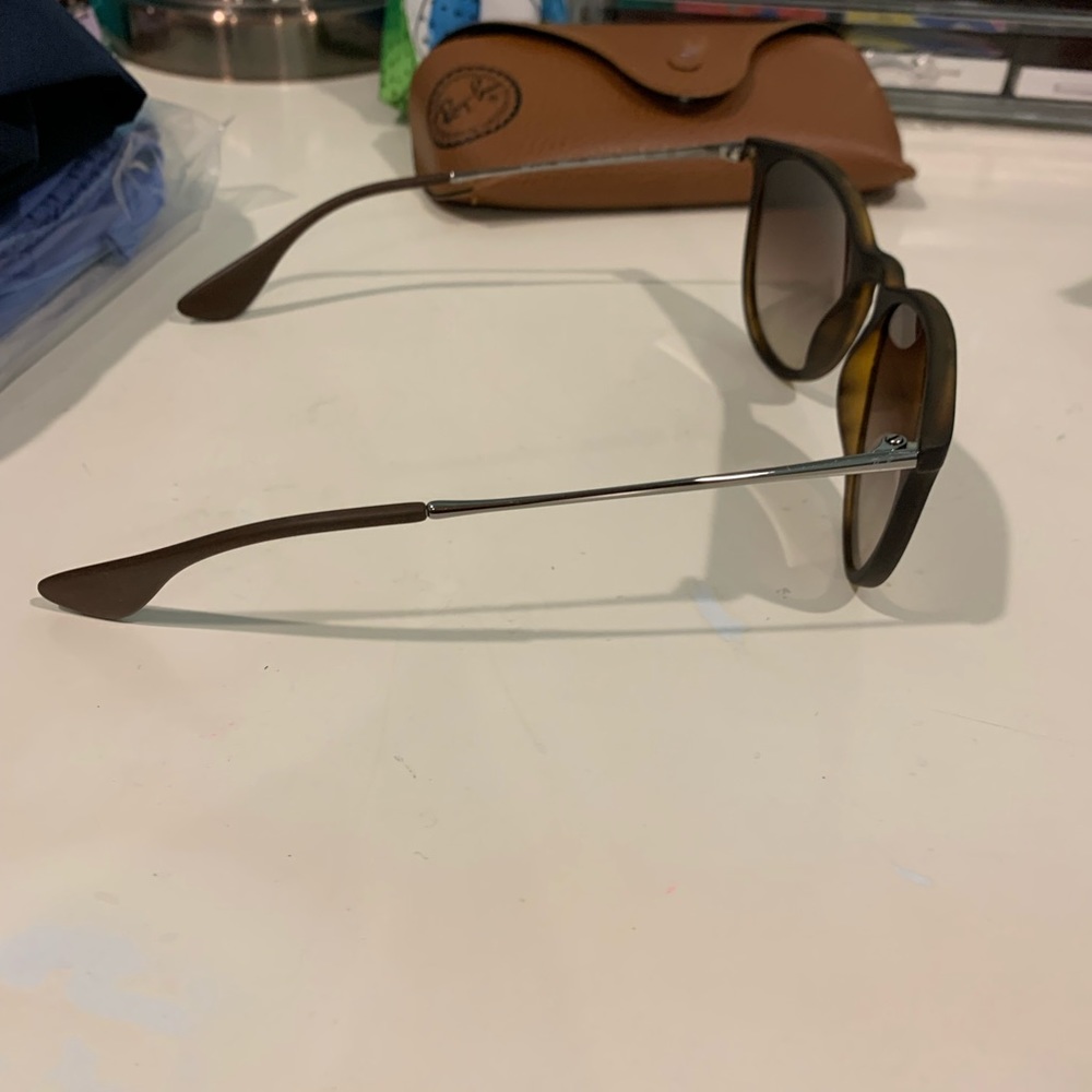 Ray Bans - Picture 5 of 8